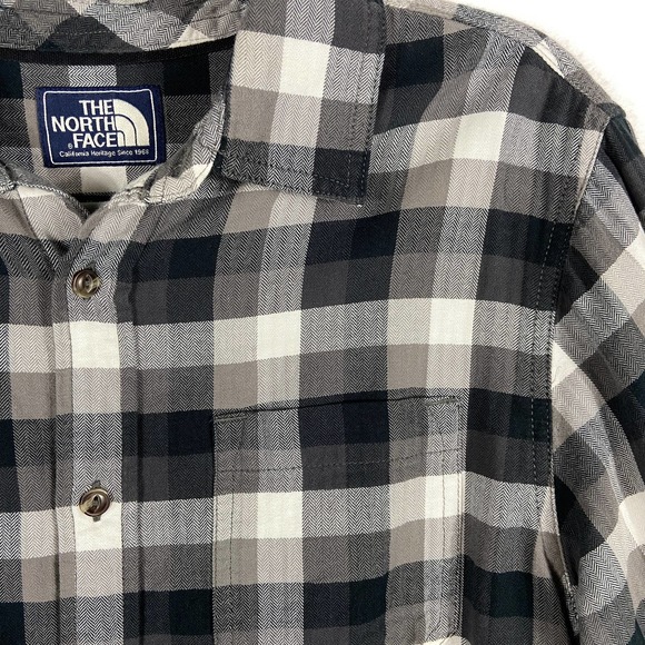 The North Face Plaid Long Sleeves Button Down Shirt Size Small - Picture 4 of 8